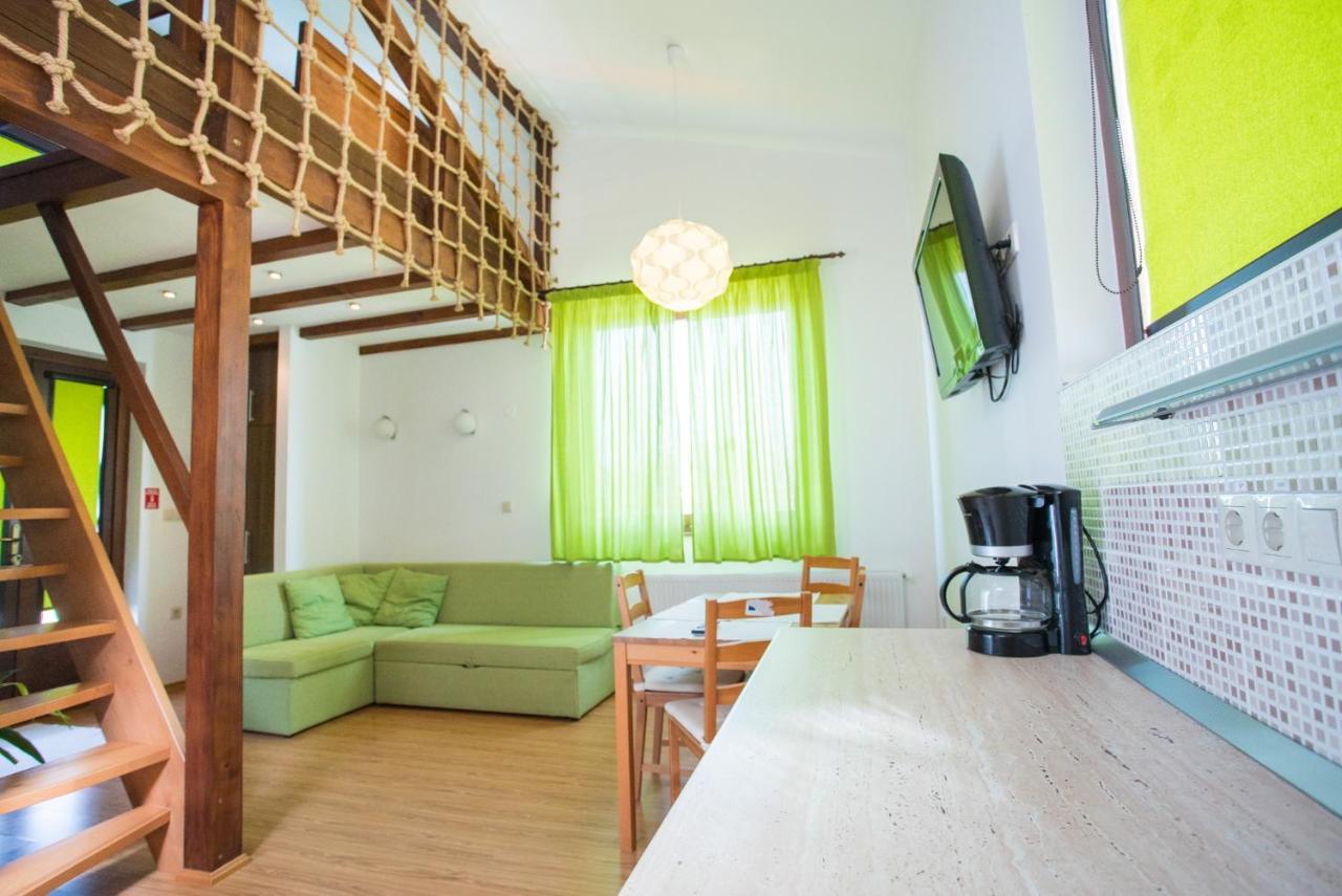 Bed and Breakfast Horizont Panzio Одорхею-Секуйеск Экстерьер фото